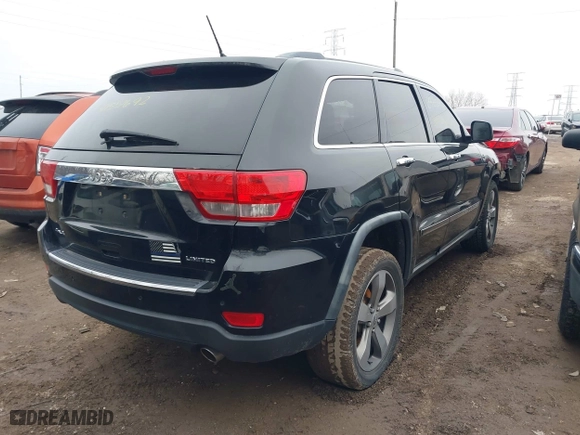 2011 Jeep Grand Cherokee Limited with VIN 1J4RR5GG1BC522483, listed as a IAAI auction lot 41551692 with 186,339 mi miles. Bid and sale history available at carsss.com. Image 4.