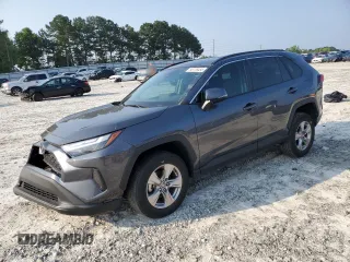 2022 Toyota RAV4 XLE with VIN 2T3W1RFV8NC210283, listed as a Copart auction lot 58776455 with 39,681 mi miles and Salvage title. Bid and sale history available at DreamBid. Image 1.