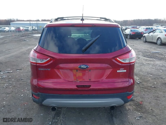 2013 Ford Escape SE with VIN 1FMCU0GX1DUA98986, listed as a IAAI auction lot 41858744 with 105,440 mi miles. Bid and sale history available at carsss.com. Image 17.