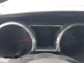 2007 Ford Mustang Deluxe с VIN 1ZVFT84N675212224, выставлен на аукционе IAAI как лот 42410643 с пробегом Не указан миль и . История ставок и продаж доступна на DreamBid. Изображение 7.