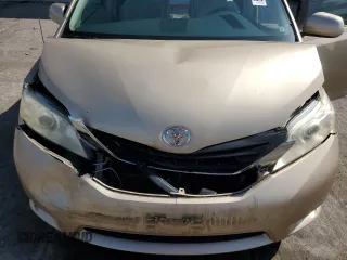 2011 Toyota Sienna LE AAS with VIN 5TDKK3DC1BS121693, listed as a Copart auction lot 63789425 with 171,091 mi miles and Salvage title. Bid and sale history available at DreamBid. Image 12.