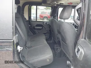 2021 Jeep Gladiator Freedom с VIN 1C6HJTAG7ML542804, выставлен на аукционе IAAI как лот 42146884 с пробегом 98 458 миль миль и . История ставок и продаж доступна на DreamBid. Изображение 8.