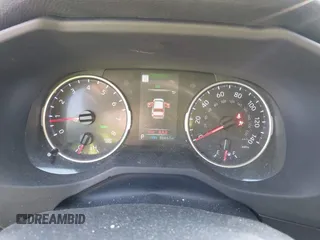 2019 Toyota RAV4 LE with VIN JTMK1RFV0KD003070, listed as a IAAI auction lot 42051761 with 86,651 mi miles. Bid and sale history available at carsss.com. Image 7.
