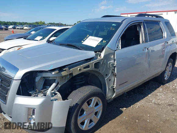2014 GMC Terrain SLE z VIN 2GKFLRE37E6326485, wystawiony jako IAAI lot #42193314 z przebiegiem 167 209 mil mil oraz . Historia ofert i sprzedaży dostępna na DreamBid. Obrazek 6.