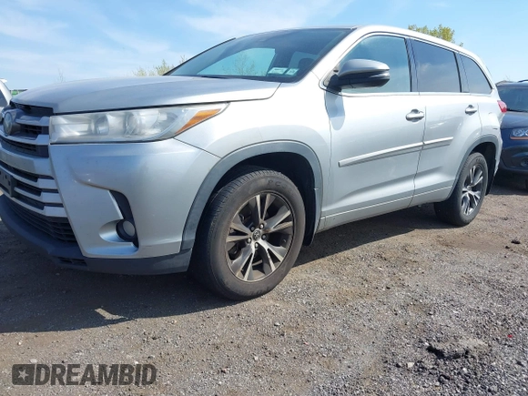 2018 Toyota Highlander LE с VIN 5TDBZRFH2JS499320, выставлен на аукционе IAAI как лот 42099889 с пробегом 642 396 миль миль и . История ставок и продаж доступна на DreamBid. Изображение 17.