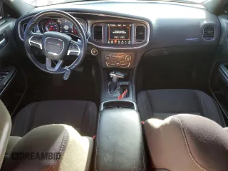 2018 Dodge Charger R/T z VIN 2C3CDXCT1JH238912, wystawiony jako Copart lot #52593505 z przebiegiem 61 268 mil mil oraz Szkoda całkowita • Salvage title. Historia ofert i sprzedaży dostępna na DreamBid. Obrazek 8.