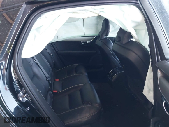 2020 Volvo S90 R-Design с VIN LVYA22MT7LP168513, выставлен на аукционе IAAI как лот 41978885 с пробегом 84 214 миль миль и . История ставок и продаж доступна на DreamBid. Изображение 8.