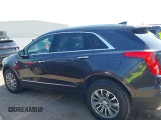 2018 Cadillac XT5 Luxury AWD z VIN 1GYKNDRS0JZ209266, wystawiony jako IAAI lot #42454536 z przebiegiem 52 839 mil mil oraz . Historia ofert i sprzedaży dostępna na DreamBid. Obrazek 14.