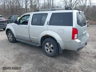 2005 Nissan Pathfinder LE with VIN 5N1AR18W65C779060, listed as a IAAI auction lot 41891214 with 192,842 mi miles. Bid and sale history available at carsss.com. Image 3.
