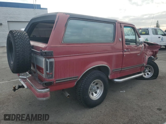 1991 Ford Bronco Custom with VIN 1FMEU15H0MLA44126, listed as a Copart auction lot 82401324 with 79,550 mi miles and Salvage Title. Bid and sale history available at DreamBid. Image 3.
