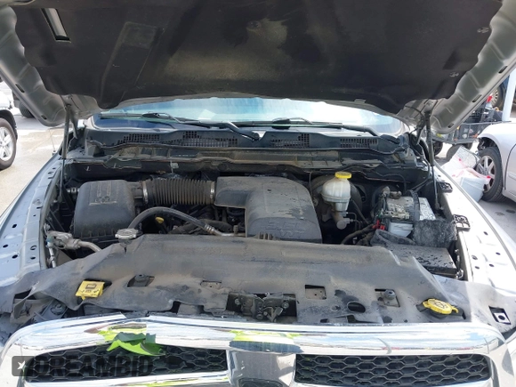 2019 Ram 1500 Tradesman z VIN 3C6RR6KG0KG705946, wystawiony jako IAAI lot #42217999 z przebiegiem 99 460 mil mil oraz . Historia ofert i sprzedaży dostępna na DreamBid. Obrazek 10.