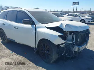 2018 Nissan Pathfinder SL with VIN 5N1DR2MN1JC632199, listed as a IAAI auction lot 41295669 with 174,477 mi miles. Bid and sale history available at carsss.com. Image 1.