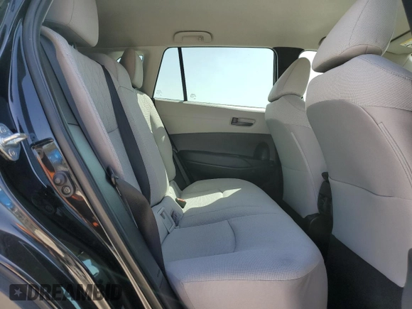 2022 Toyota Corolla Cross L with VIN 7MUAAAAG5NV033542, listed as a Copart auction lot 50146015 with 43,540 mi miles and Clean title. Bid and sale history available at DreamBid. Image 11.
