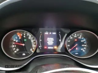 2019 Jeep Compass Latitude z VIN 3C4NJCBB3KT756088, wystawiony jako Copart lot #48747535 z przebiegiem 63 572 mil mil oraz Szkoda całkowita • Salvage title. Historia ofert i sprzedaży dostępna na DreamBid. Obrazek 9.
