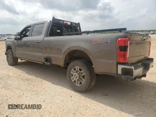2023 Ford F-350 XL z VIN 1FT8W3BM1PEC98851, wystawiony jako Copart lot #55077865 z przebiegiem 39 819 mil mil oraz Szkoda całkowita • Salvage title. Historia ofert i sprzedaży dostępna na DreamBid. Obrazek 2.