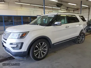 2016 Ford Explorer Platinum with VIN 1FM5K8HT1GGB67252, listed as a Copart auction lot 50235475 with 105,061 mi miles and Salvage Title. Bid and sale history available at carsss.com. Image 1.