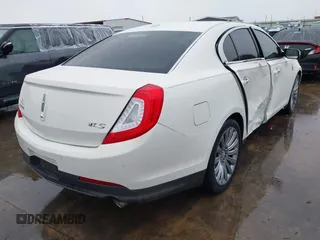 2013 Lincoln MKS with VIN 1LNHL9DK4DG605058, listed as a IAAI auction lot 41068489 with 101,801 mi miles. Bid and sale history available at carsss.com. Image 4.