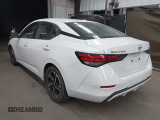2024 Nissan Sentra SV with VIN 3N1AB8CV8RY335789, listed as a IAAI auction lot 41939251 with 32,064 mi miles and . Bid and sale history available at DreamBid. Image 3.