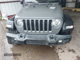 2020 Jeep Wrangler Unlimited Sport S z VIN 1C4HJXDG1LW103364, wystawiony jako IAAI lot #41541954 z przebiegiem 57 735 mil mil oraz . Historia ofert i sprzedaży dostępna na DreamBid. Obrazek 6.
