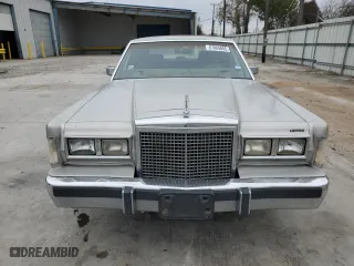1986 Lincoln Town Car with VIN 1LNBP96F6GY708149, listed as a Copart auction lot 87865665 with 28,627 mi miles and Clean Title. Bid and sale history available at carsss.com. Image 5.