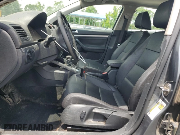 2010 Volkswagen Jetta Limited Edition с VIN 3VWAX7AJ2AM152809, выставлен на аукционе Copart как лот 60998965 с пробегом 199 797 миль миль и Чистый • Clean title. История ставок и продаж доступна на DreamBid. Изображение 7.