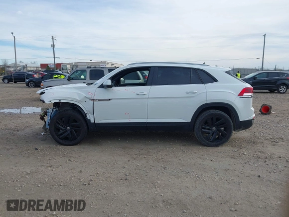 2022 Volkswagen Atlas SE with VIN 1V2JE2CA5NC220468, listed as a IAAI auction lot 40873030 with 78,867 mi miles and . Bid and sale history available at DreamBid. Image 15.