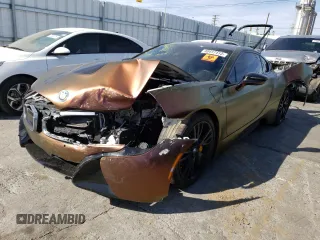 2016 BMW i8 z VIN WBY2Z2C51GV674865, wystawiony jako Copart lot #40417413 z przebiegiem 59 325 mil mil oraz . Historia ofert i sprzedaży dostępna na DreamBid. Obrazek 1.