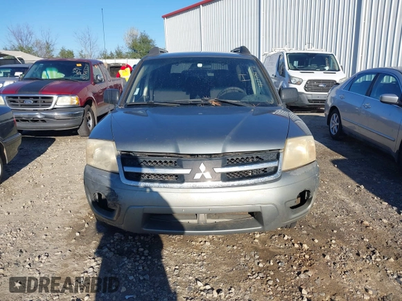 2008 Mitsubishi Endeavor LS with VIN 4A4MN21S98E025632, listed as a IAAI auction lot 41715672 with 213,217 mi miles. Bid and sale history available at carsss.com. Image 6.