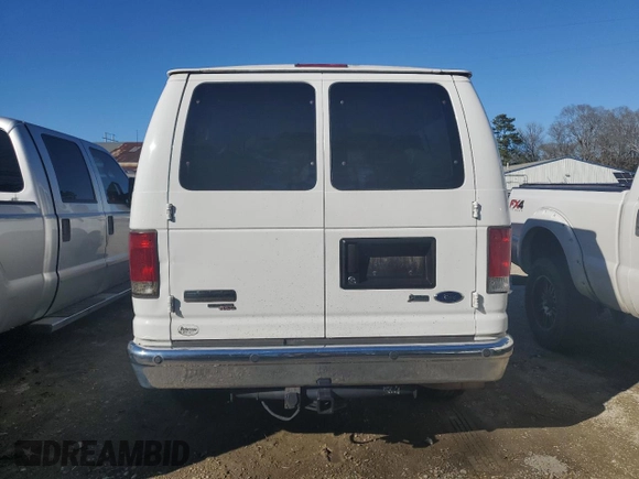2009 Ford Econoline Passenger XL с VIN 1FBNE31L69DA77094, выставлен на аукционе Copart как лот 44905115 с пробегом 186 403 миль миль и Списание • Salvage title. История ставок и продаж доступна на DreamBid. Изображение 6.