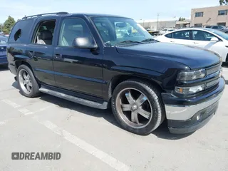 2004 Chevrolet Tahoe LS with VIN 1GNEC13V94J296878, listed as a IAAI auction lot 41852042 with 173,948 mi miles. Bid and sale history available at carsss.com. Image 1.