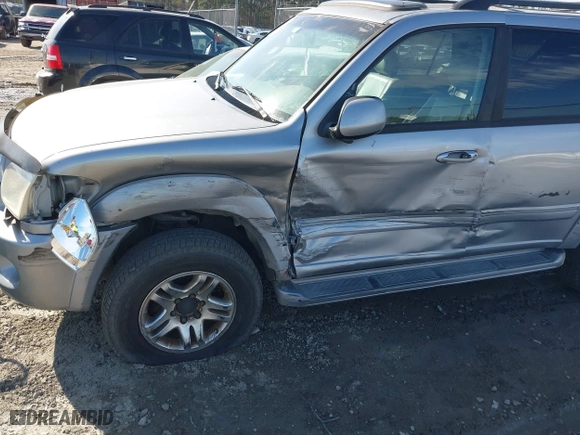 2006 Toyota Sequoia Limited with VIN 5TDBT48A36S277123, listed as a IAAI auction lot 41733917 with 344,207 mi miles. Bid and sale history available at carsss.com. Image 6.