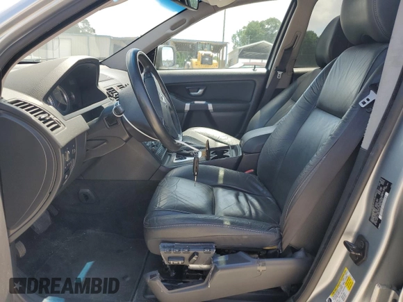 2011 Volvo XC90 I6 z VIN YV4952CY4B1582443, wystawiony jako Copart lot #52688695 z przebiegiem 150 085 mil mil oraz Szkoda całkowita • Salvage title. Historia ofert i sprzedaży dostępna na DreamBid. Obrazek 7.