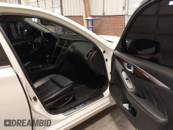2016 Infiniti Q50 3.0t Premium with VIN JN1EV7APXGM303157, listed as a IAAI auction lot 41292630 with 108,876 mi miles. Bid and sale history available at carsss.com. Image 5.