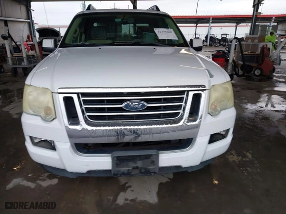 2007 Ford Explorer Sport Trac Limited with VIN 1FMEU338X7UA31963, listed as a IAAI auction lot 41291069 with 208,873 mi miles. Bid and sale history available at carsss.com. Image 6.