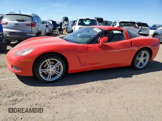 2010 Chevrolet Corvette z VIN 1G1YF2DW1A5101458, wystawiony jako Copart lot #53682255 z przebiegiem 77 023 mil mil oraz Szkoda całkowita • Salvage title. Historia ofert i sprzedaży dostępna na DreamBid. Obrazek 1.