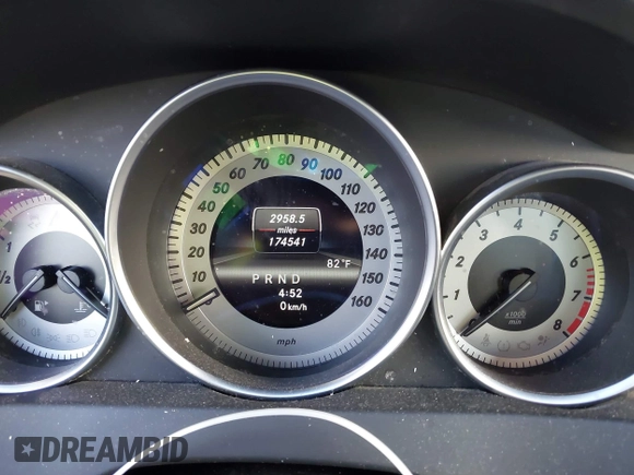 2013 Mercedes-Benz C-Class C 250 Sport with VIN WDDGF4HB8DA775968, listed as a IAAI auction lot 41646003 with 174,541 mi miles. Bid and sale history available at carsss.com. Image 7.