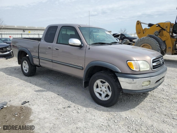 2002 Toyota Tundra SR5 with VIN 5TBBT44132S331903, listed as a Copart auction lot 53545335 with 104,186 mi miles and Clean Title. Bid and sale history available at carsss.com. Image 4.
