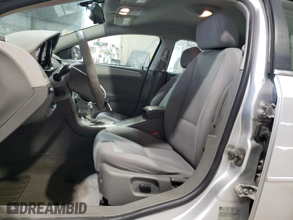 2009 Chevrolet Malibu 1LS with VIN 1G1ZG57B19F159894, listed as a Copart auction lot 52992695 with 209,778 mi miles and Salvage Title. Bid and sale history available at DreamBid. Image 7.