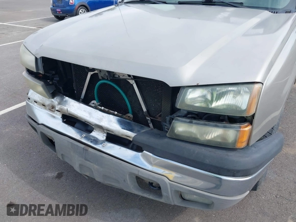 2003 Chevrolet Silverado 1500 LT with VIN 2GCEK19T131364293, listed as a IAAI auction lot 42025176 with 291,932 mi miles. Bid and sale history available at carsss.com. Image 6.