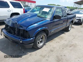 2003 Chevrolet S-10 LS with VIN 1GCCS19X038131836, listed as a IAAI auction lot 42181268 with 123,217 mi miles and . Bid and sale history available at DreamBid. Image 18.