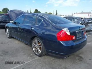 2007 Infiniti M45 Sdn with VIN JNKBY01E07M402596, listed as a IAAI auction lot 41697085 with 185,148 mi miles. Bid and sale history available at carsss.com. Image 3.