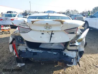 2012 Hyundai Elantra Limited with VIN 5NPDH4AE1CH085479, listed as a IAAI auction lot 41520882 with 61,720 mi miles. Bid and sale history available at carsss.com. Image 16.