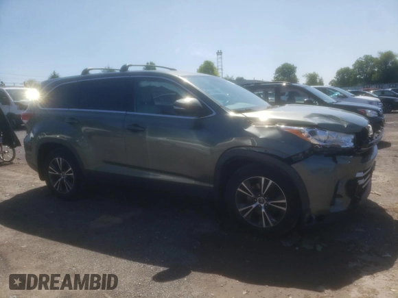 2019 Toyota Highlander LE z VIN 5TDBZRFH1KS937309, wystawiony jako Copart lot #58760425 z przebiegiem 157 659 mil mil oraz Szkoda całkowita • Salvage title. Historia ofert i sprzedaży dostępna na DreamBid. Obrazek 4.