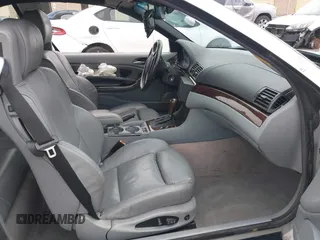 2005 BMW 3 Series 325Ci with VIN WBABW33415PL34475, listed as a IAAI auction lot 41450478 with 191,047 mi miles and . Bid and sale history available at carsss.com. Image 5.