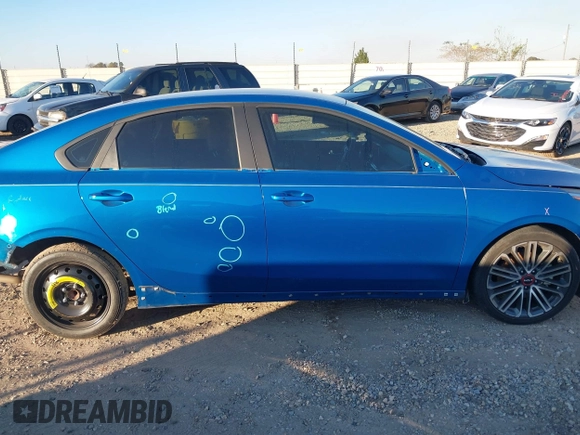 2022 Kia Forte GT with VIN 3KPF44AC8NE495741, listed as a IAAI auction lot 40980838 with 40,758 mi miles. Bid and sale history available at carsss.com. Image 14.