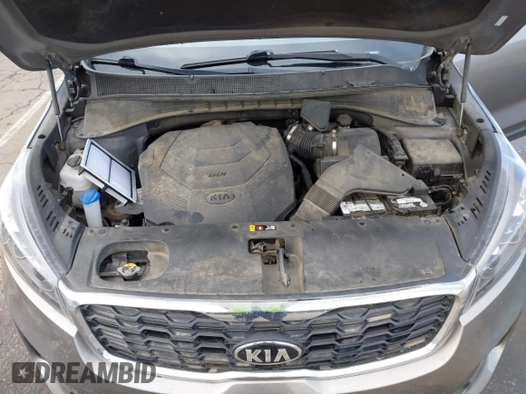 2019 Kia Sorento S V6 with VIN 5XYPG4A52KG469230, listed as a IAAI auction lot 41590453 with 136,602 mi miles. Bid and sale history available at carsss.com. Image 10.