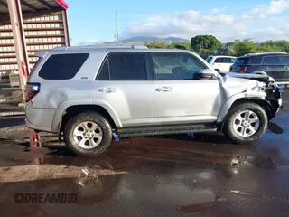 2014 Toyota 4Runner SR5 z VIN JTEZU5JR0E5072540, wystawiony jako IAAI lot #40825743 z przebiegiem 125 825 mil mil oraz . Historia ofert i sprzedaży dostępna na DreamBid. Obrazek 14.