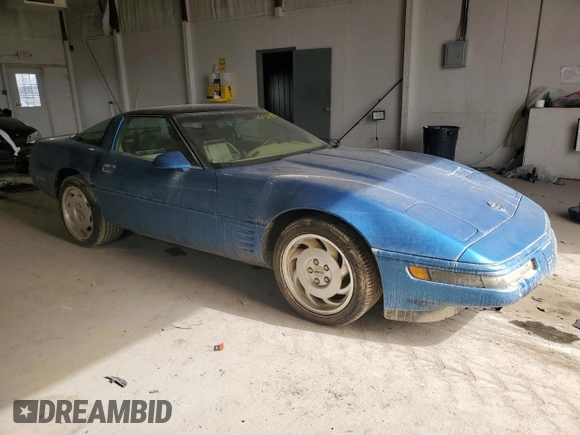 1992 Chevrolet Corvette with VIN 1G1YY23PXN5118138, listed as a Copart auction lot 47565185 with Not provided miles and Salvage title. Bid and sale history available at DreamBid. Image 4.