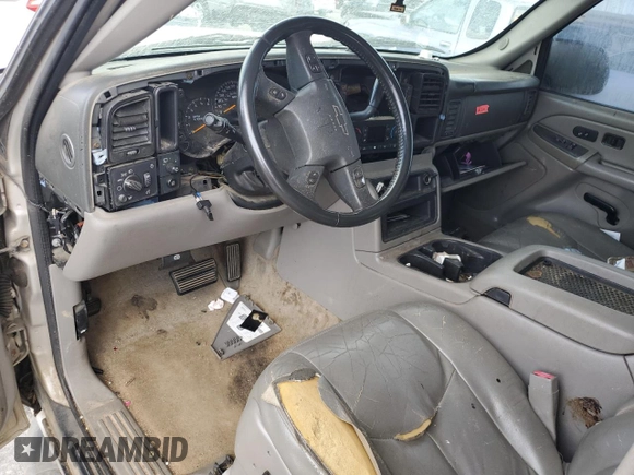 2005 Chevrolet Suburban LT z VIN 1GNEC16Z25J146045, wystawiony jako Copart lot #58289475 z przebiegiem Nie podano mil oraz Szkoda całkowita • Salvage title. Historia ofert i sprzedaży dostępna na DreamBid. Obrazek 8.