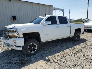 2016 Chevrolet Silverado 1500 LT with VIN 3GCUKREC9GG185402, listed as a Copart auction lot 52292115 with 131,861 mi miles and Salvage Title. Bid and sale history available at DreamBid. Image 1.